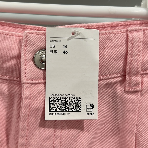 NWT pink jean denim shorts H&M Divided Size 14 - Picture 2 of 3